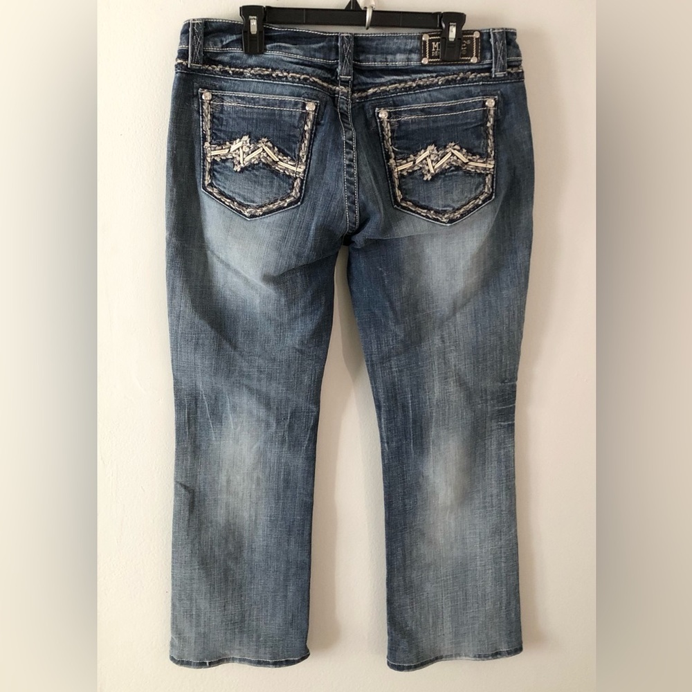 🔥Miss Me Distressed Embroidered Pocket Bootcut Jeans
Western Y2K Plus Size 34